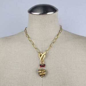 Vintage Gold Tone Toggle Glass Heart Pendant Necklace